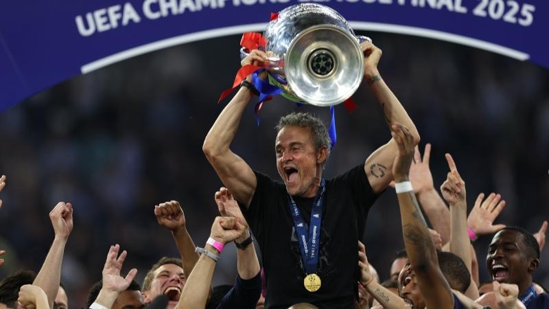 在弱侧协防 在弱侧协防